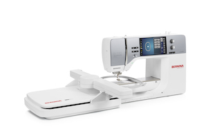 BERNINA 770 QE PRO with Embroidery
