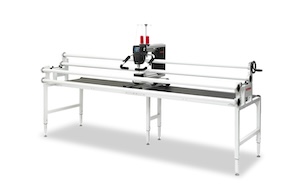 BERNINA Q 20 on 10ft Studio Frame