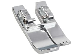 bernette Straight-stitch foot b79/b77